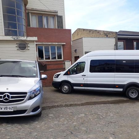 Hostal Oro Fueguino Punta Arenas Kültér fotó