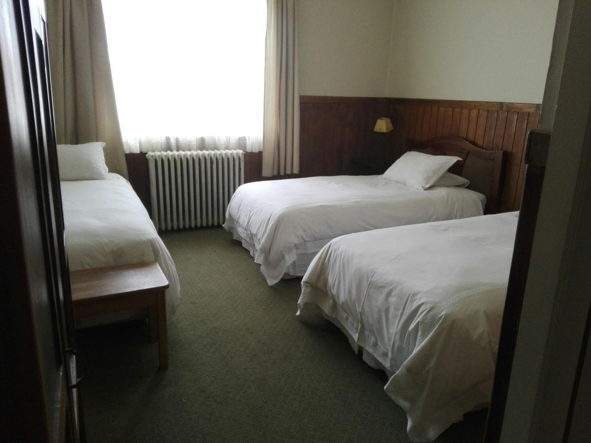 Hostal Oro Fueguino Punta Arenas Kültér fotó