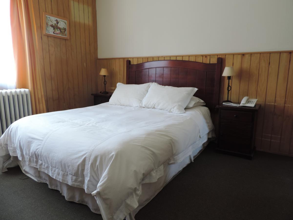 Hostal Oro Fueguino Punta Arenas Kültér fotó