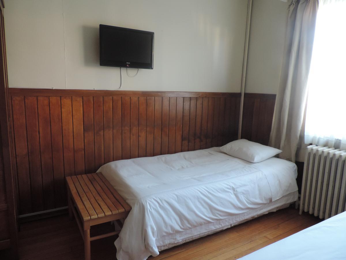Hostal Oro Fueguino Punta Arenas Kültér fotó