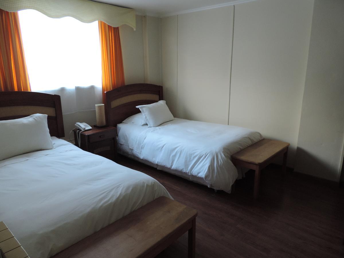 Hostal Oro Fueguino Punta Arenas Kültér fotó